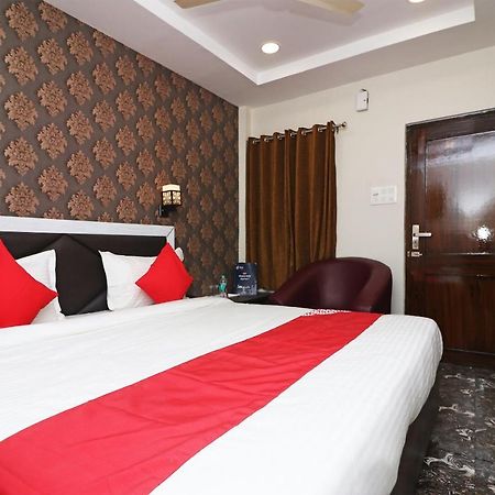 Oyo Hotel Prerna Raipur  Luaran gambar